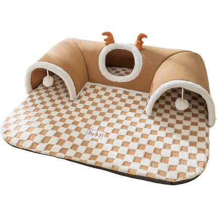 Winter Indoor Warm Plush Cat Bed with Reindeer Appearance Hide and